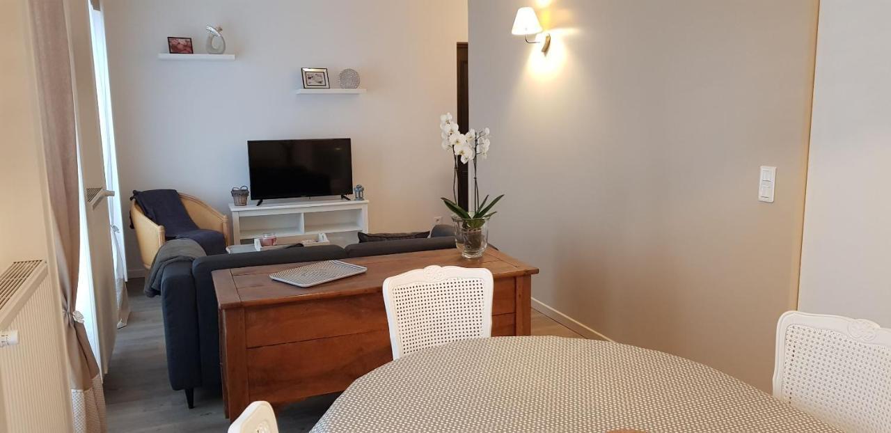 La Maison Virginie Appartements Climatises De 1 A 5 Pers Cosy Hyper Centre Cour Parking Linge Fibre Proximite Port Lac Canal Piscine Montargis Zewnętrze zdjęcie