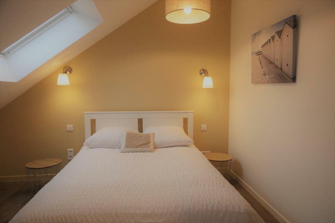 La Maison Virginie Appartements Climatises De 1 A 5 Pers Cosy Hyper Centre Cour Parking Linge Fibre Proximite Port Lac Canal Piscine Montargis Zewnętrze zdjęcie