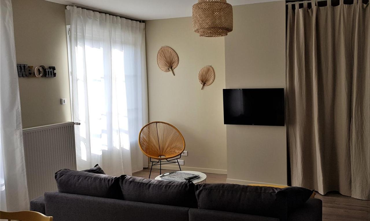 La Maison Virginie Appartements Climatises De 1 A 5 Pers Cosy Hyper Centre Cour Parking Linge Fibre Proximite Port Lac Canal Piscine Montargis Zewnętrze zdjęcie